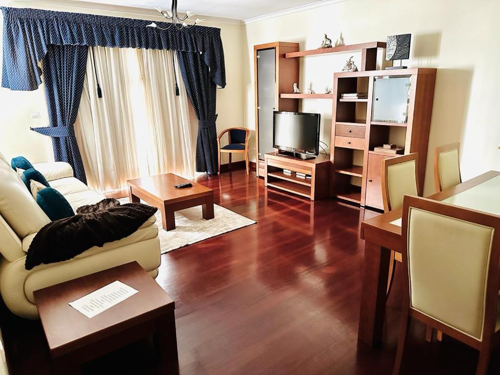 Smarts Apartment Da Ajuda フンシャル エクステリア 写真