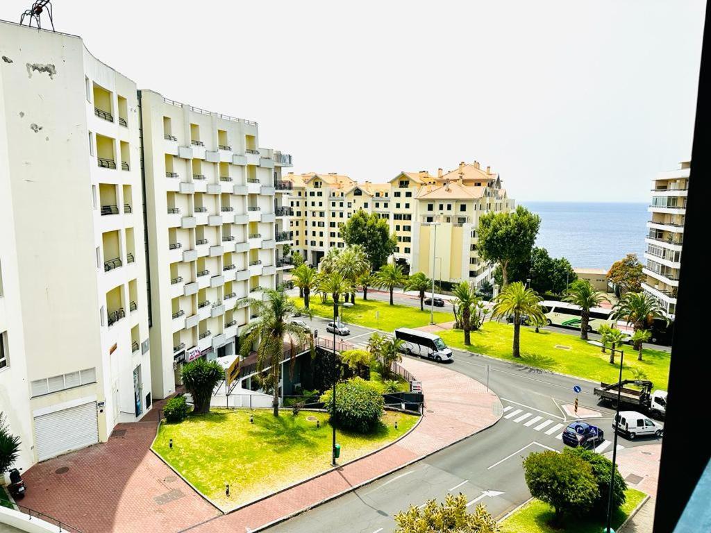 Smarts Apartment Da Ajuda フンシャル エクステリア 写真